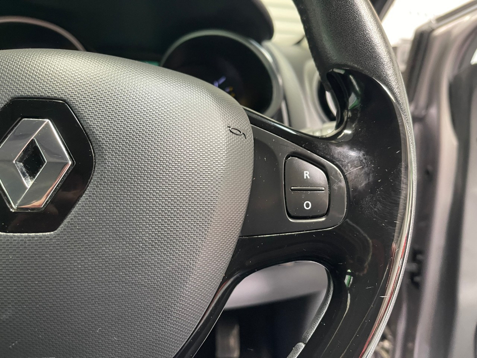 2015 Renault Clio 1.2L Petrol For Sale Images
