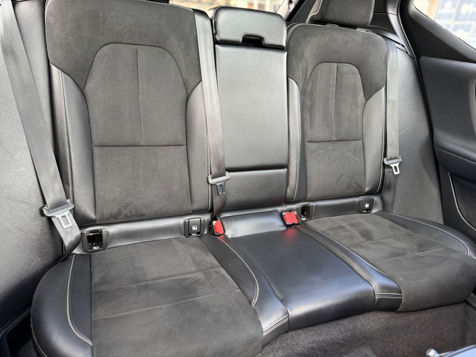 2021 Volvo XC40 1.5L Petrol Plug-in Hybrid For Sale Images