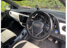 2017 Toyota Auris 1.8L Hybrid For Sale Images