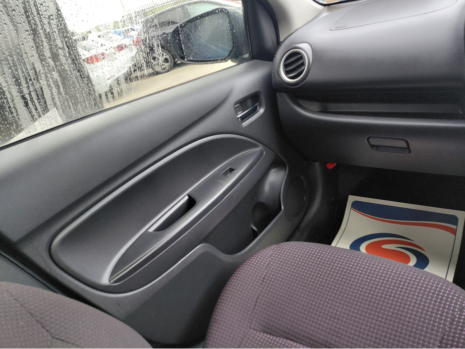 Mitsubishi Mirage Mitsubishi Mirage 1.0 petrol, auto — thumbnail 12
