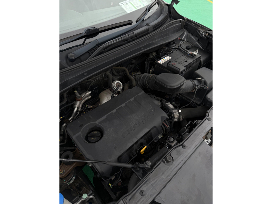 Hyundai ix35 1.7 Diesel Executive 2WD 115hp — thumbnail 13