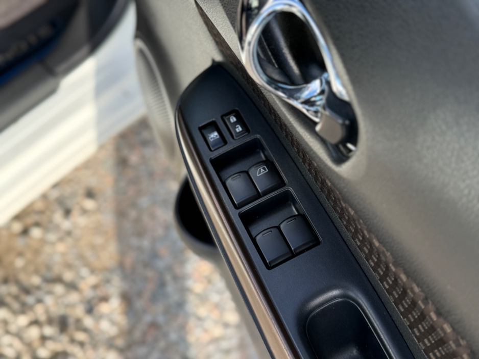 Nissan Note 1.2 E-POWER MEDALIST AUTO — thumbnail 17