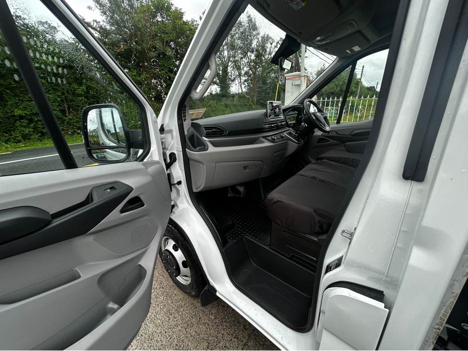 2025 Maxus Deliver 9 2.0L Diesel For Sale Images