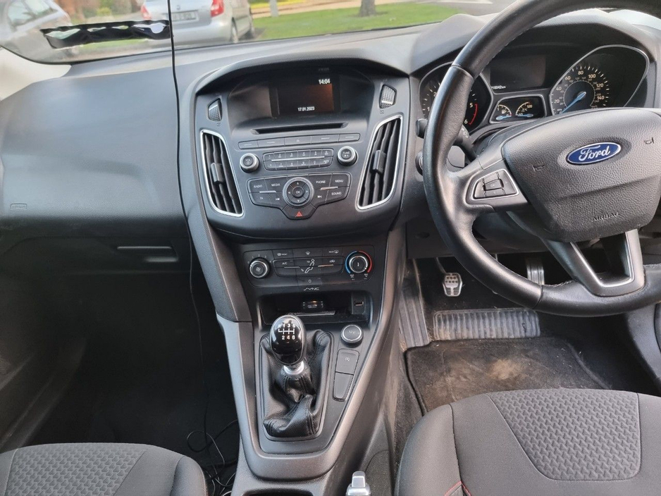 Ford Focus 1.5 Titanium Hatchback Diesel Manual (120bhp)