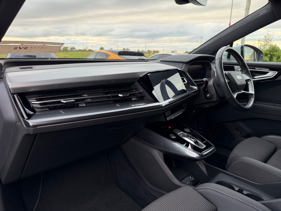 Audi Q4 e-tron S-Line - 40 Etron - 82KWh — thumbnail 28