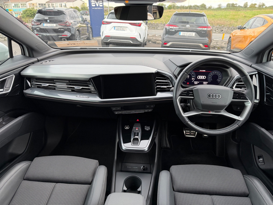 Audi Q4 e-tron S-Line - 40 Etron - 82KWh — thumbnail 25