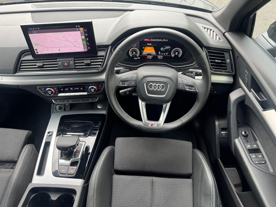 2023 Audi Q5 2.0L Petrol Plug-in Hybrid For Sale Images