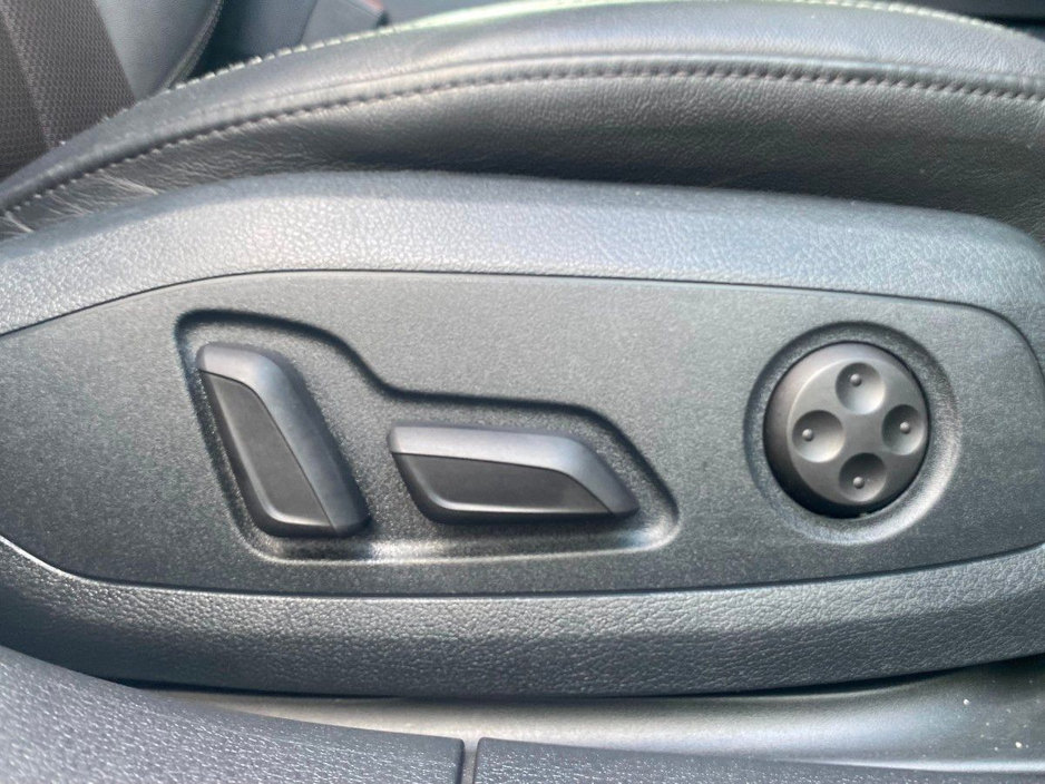Audi A4 S-LINE 2.0 TFSI ESTATE AUTO — thumbnail 19