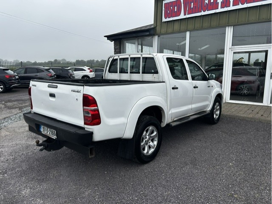 2015 Toyota Hilux 2.5L Diesel For Sale Images