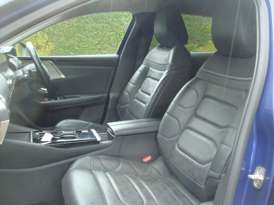 2023 Citroen C5X 1.6L Petrol Plug-in Hybrid For Sale Images