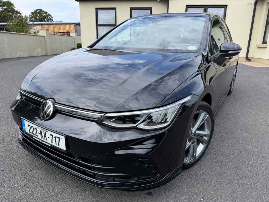 Volkswagen Golf 1.5 TSI 130HP R-Line