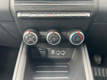 2023 Renault Clio 1L Petrol For Sale Images