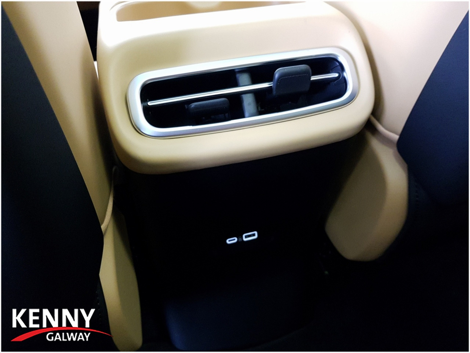 2026 Leapmotor C10 1.5L Petrol Plug-in Hybrid For Sale Images