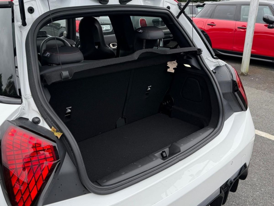 2026 MINI Hatch 2L Petrol For Sale Images
