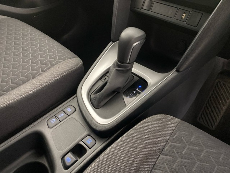 Toyota Yaris Cross Luna Sport Hybrid — thumbnail 16