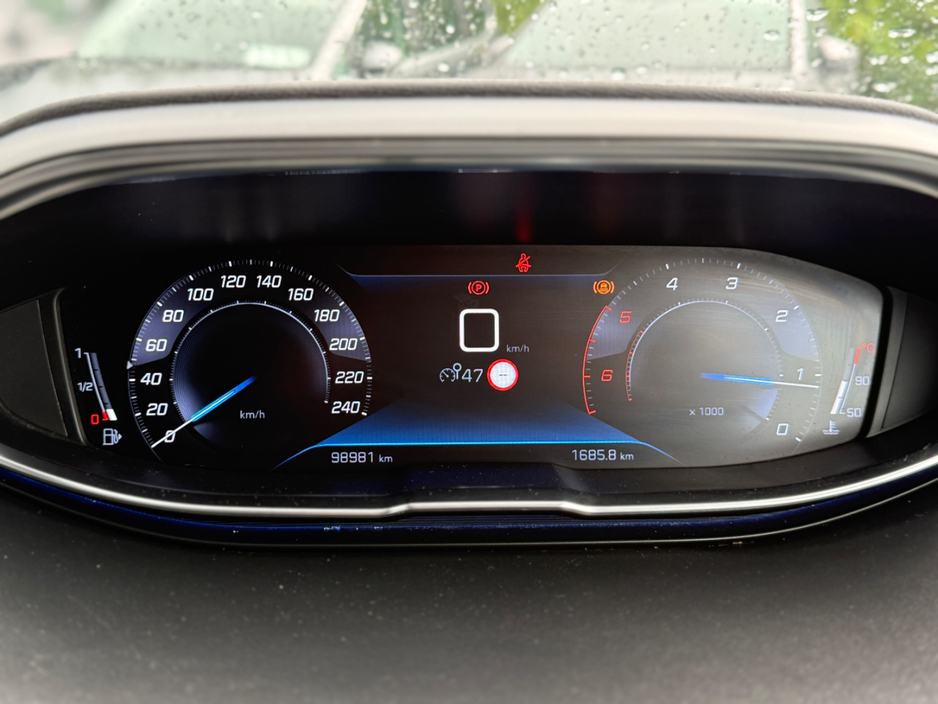 2020 Peugeot 5008 1.5L Diesel For Sale Images