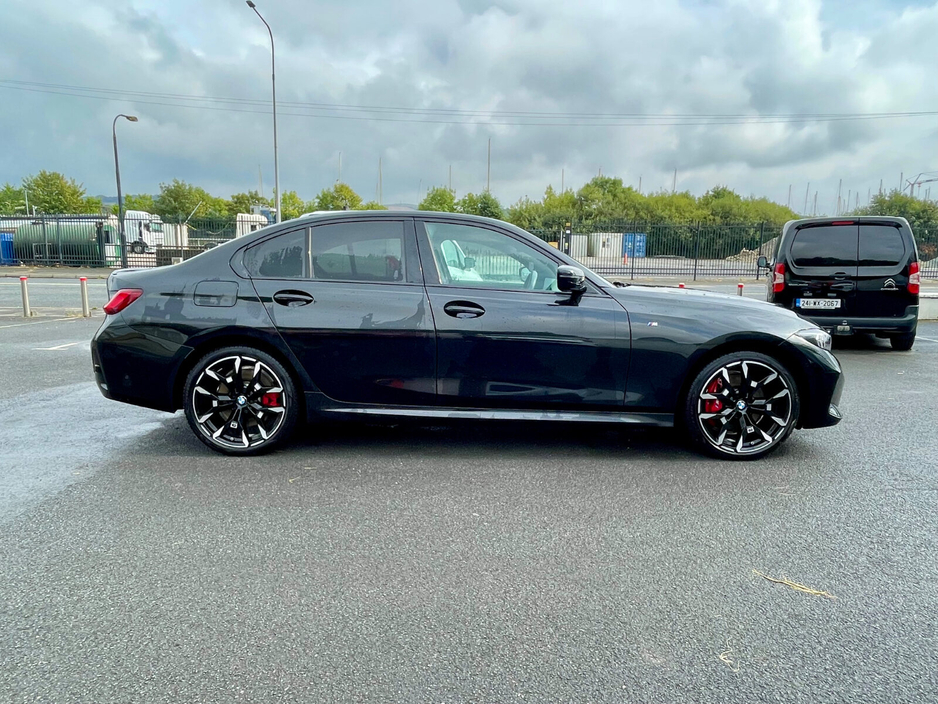 2025 BMW 3 Series 2L Petrol Plug-in Hybrid For Sale Images