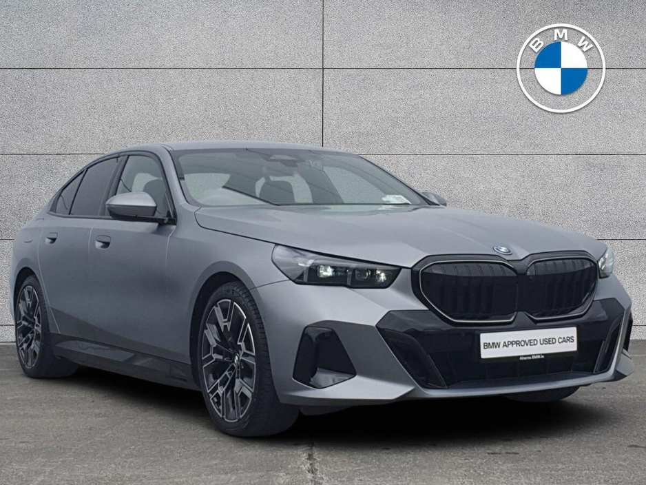 2026 BMW 5 Series 2L Petrol Plug-in Hybrid For Sale Images