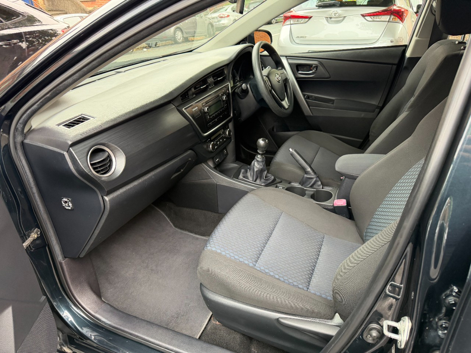 2013 Toyota Auris 1.4L Diesel For Sale Images