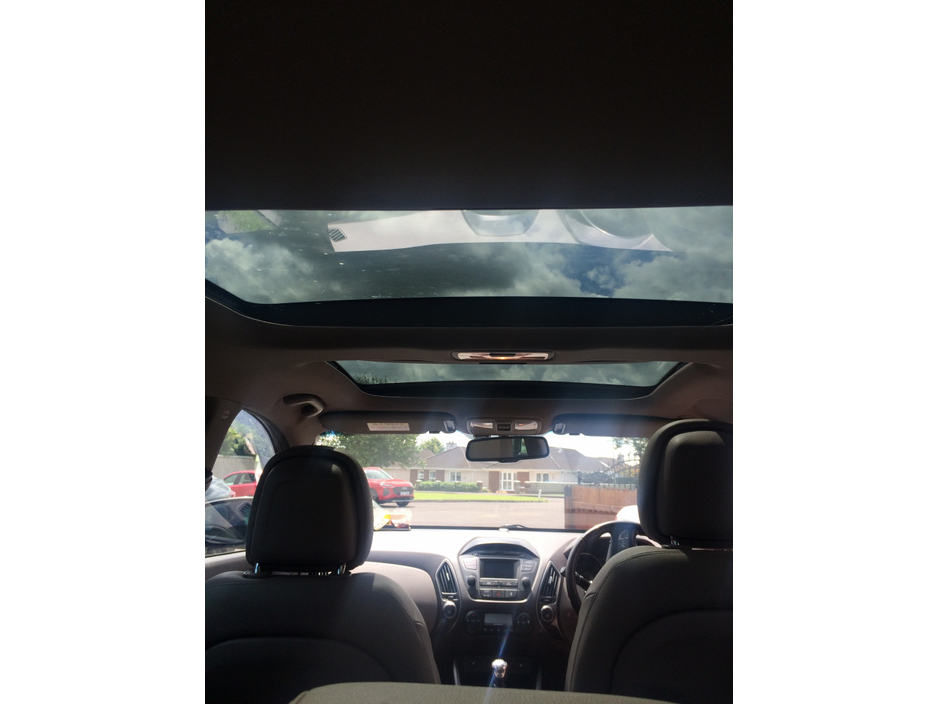 Hyundai ix35 1.7 PREMIUM 4DR — thumbnail 8