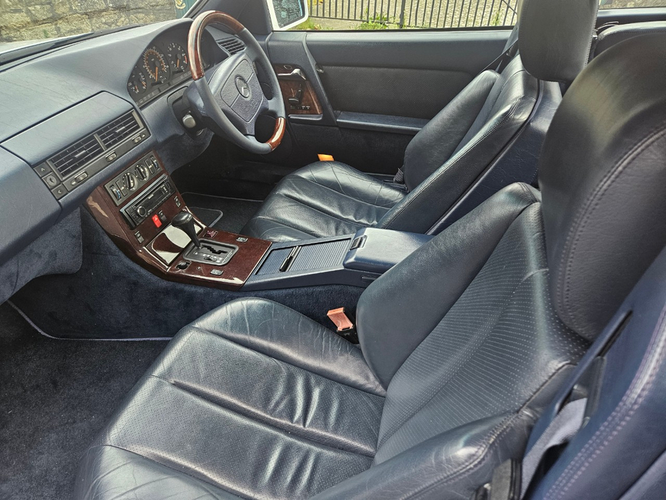 1991 Mercedes-Benz SL Class 3L Petrol For Sale Images