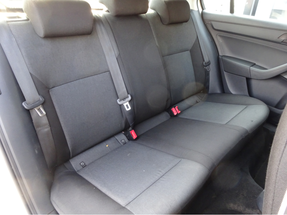 2013 Skoda Rapid 1.6L Diesel For Sale Images