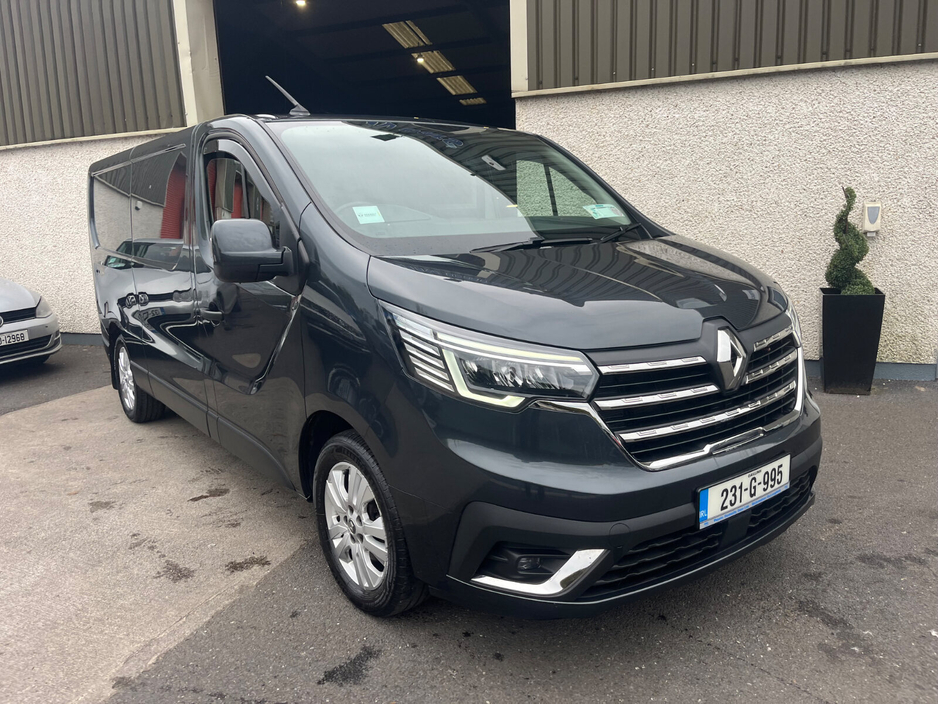 2023 Renault Trafic 2L Diesel For Sale Images
