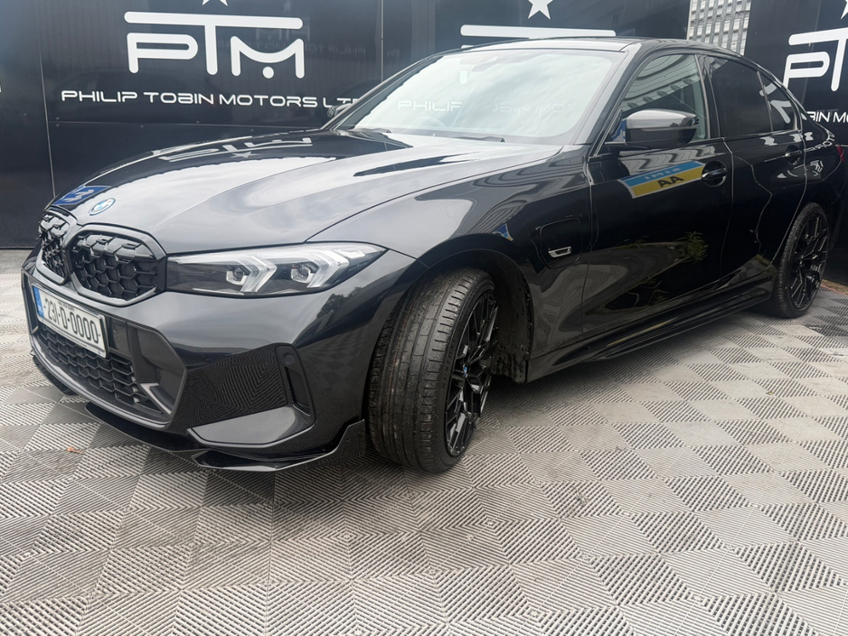 BMW 3 Series M SPORT AUTO — thumbnail 4