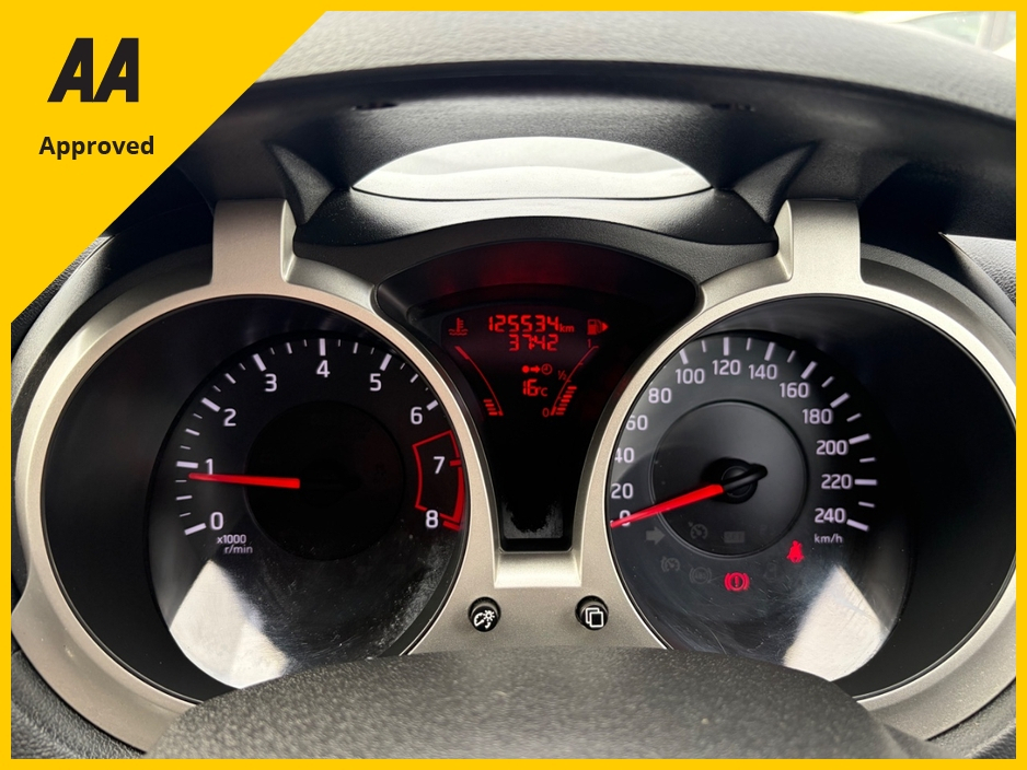 Nissan Juke 1.6 XE '13 4DR — thumbnail 12