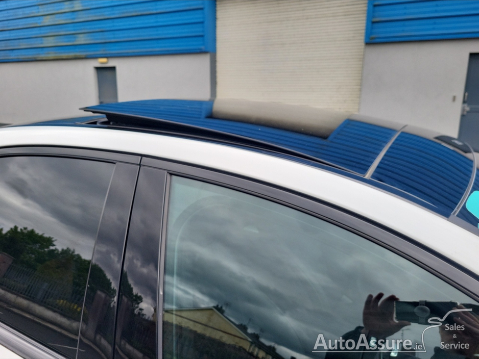 2025 Mercedes-Benz E Class 2L Hybrid For Sale Images