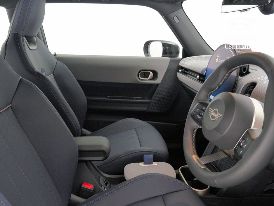 2024 MINI Hatch 1.5L Petrol For Sale Images