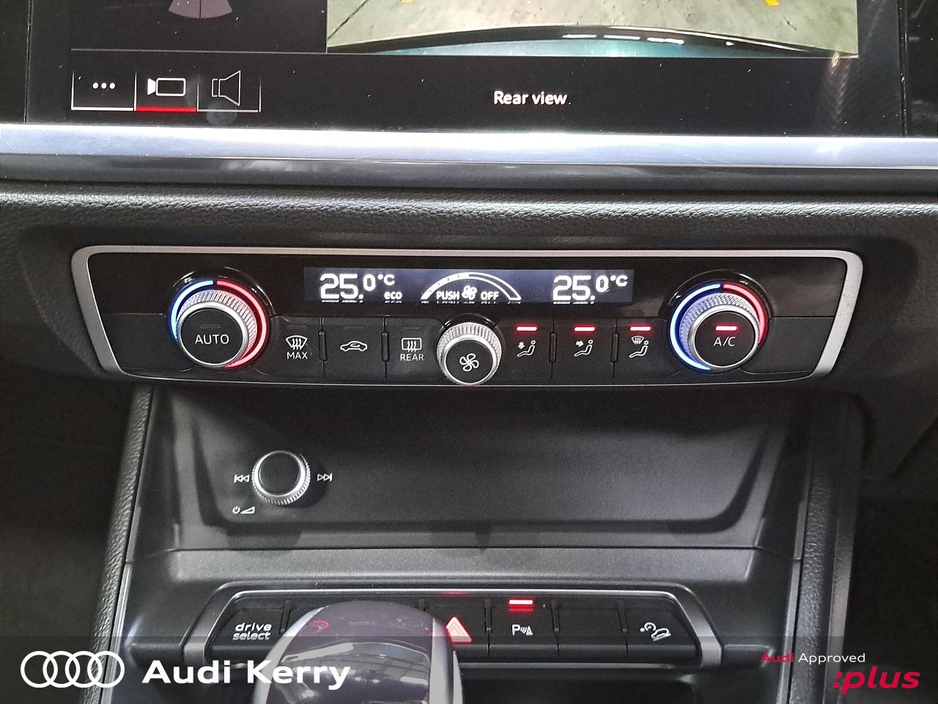 Audi Q3 35TDI 150BHP S-LINE AUTOMATIC — thumbnail 17