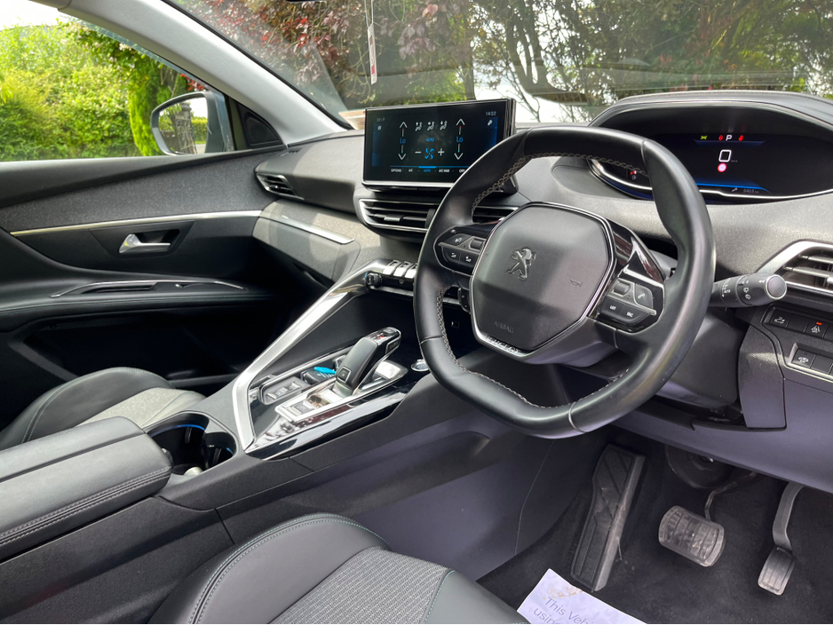 2021 Peugeot 5008 1.5L Diesel For Sale Images
