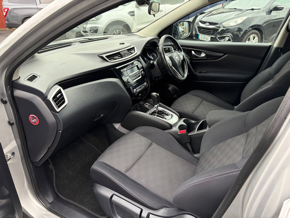 Nissan Qashqai 1.2 PET SV CVT AUTO — thumbnail 13