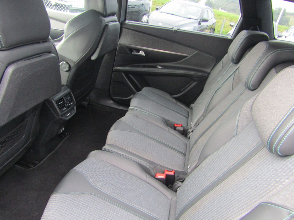 2021 Peugeot 5008 1.5L Diesel For Sale Images