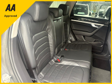 2019 Volkswagen Touareg 3L Diesel For Sale Images