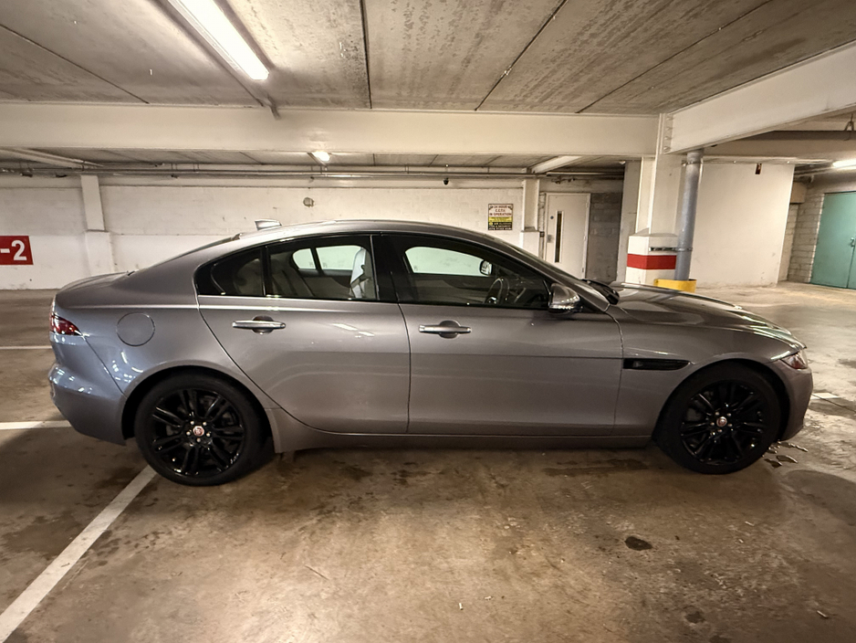 2020 Jaguar XE