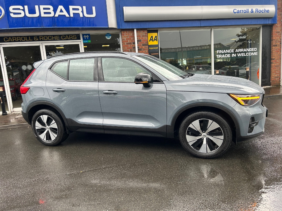 2023 Volvo XC40 1.5L Petrol Plug-in Hybrid For Sale Images