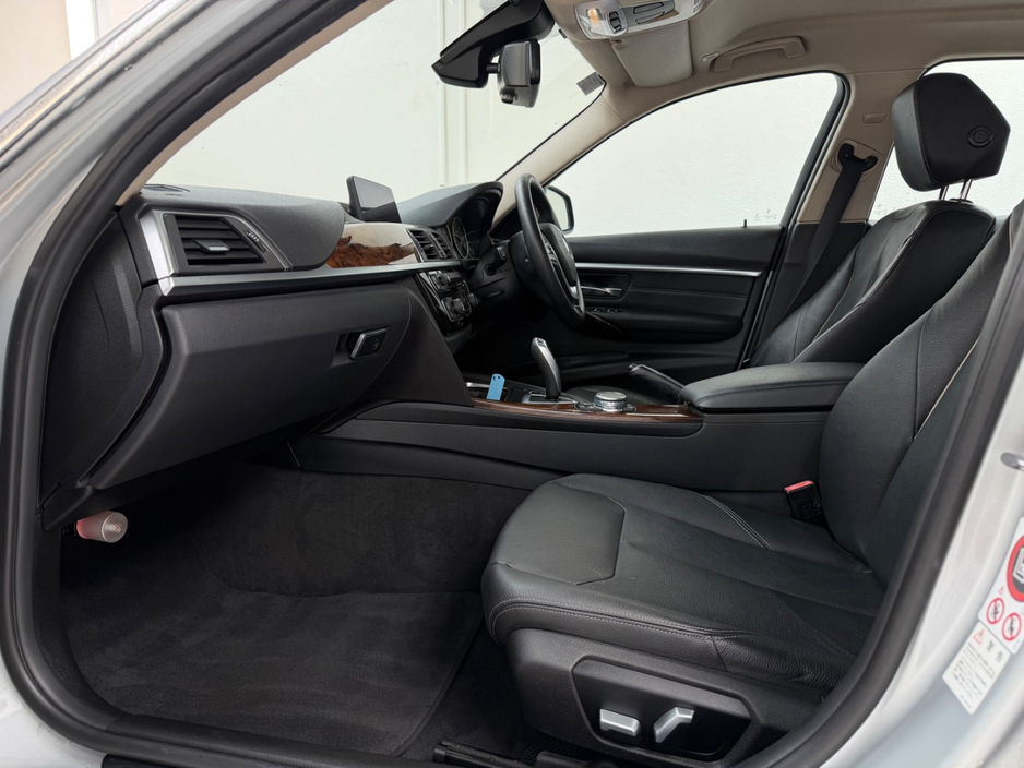 BMW 3 Series 320D SE LUXURY DIESEL AUTOMATIC // FULL HEATED ELECTRIC LEATHER // LANE ASSIST // PRIVACY PACK // STUNNING EXAMPLE // AA APPROVED 2026 — thumbnail 19