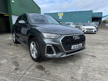 2024 Audi Q5 2L Petrol Plug-in Hybrid For Sale Images