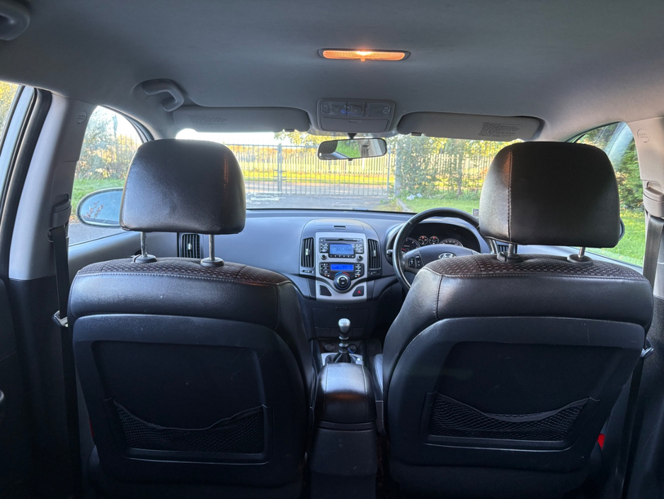 2010 Hyundai i30 1.6L Diesel For Sale Images