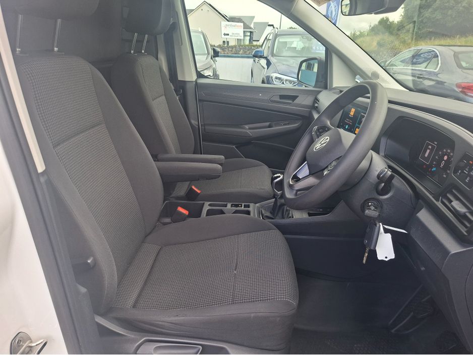 2025 Volkswagen Caddy 2L Diesel For Sale Images