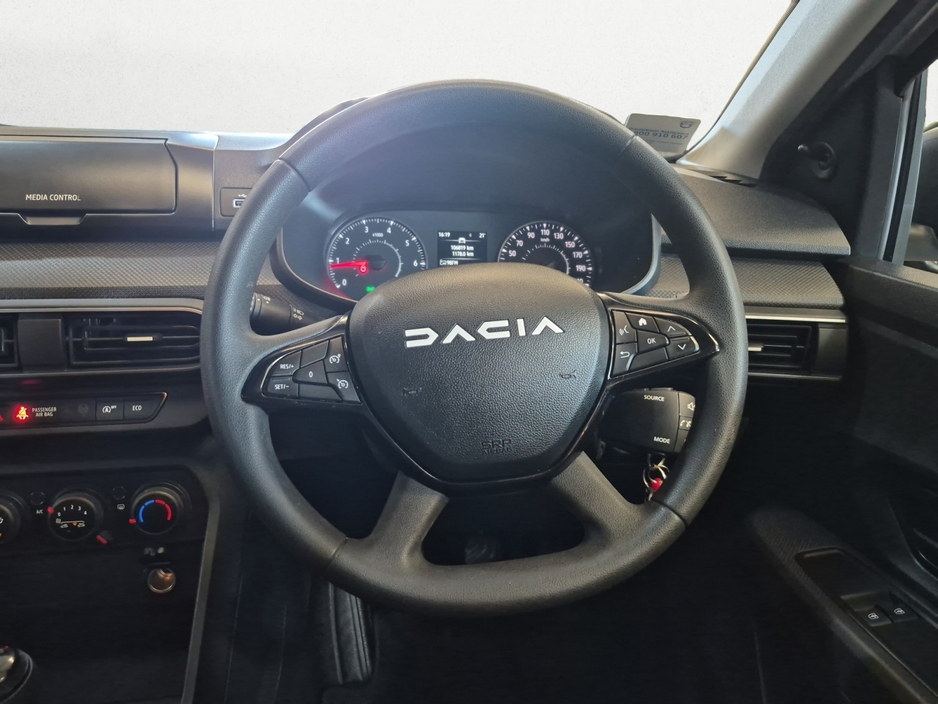 Dacia Jogger Essential TCE 110 1.0 Petrol — thumbnail 14
