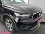 2022 VOLVO XC40 T2 PET (129hp) Momentum