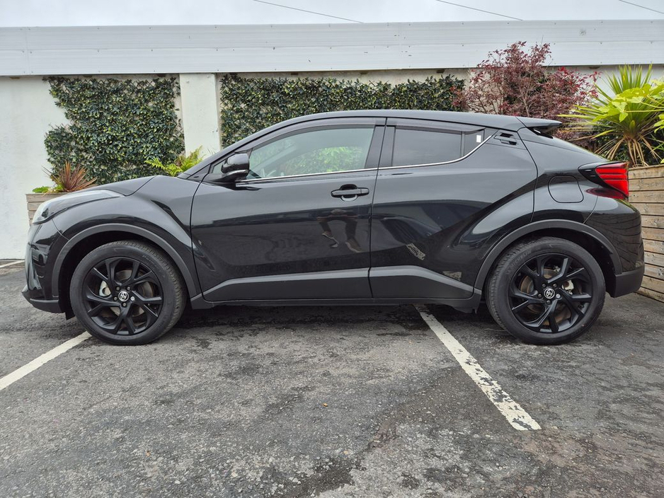 Toyota C-HR 1.8 HYBRID / SOL NERO WITH SAFETEY PACK 2 / TAX €160 — thumbnail 12