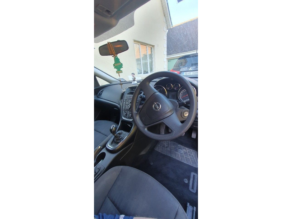 Opel Astra 1.2 S Hatchback Diesel Manual (95bhp) — thumbnail 14