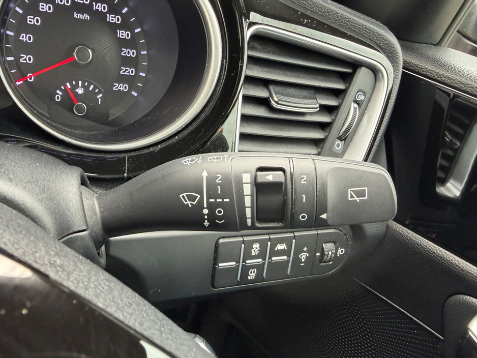 2022 Kia Ceed 1L Petrol For Sale Images