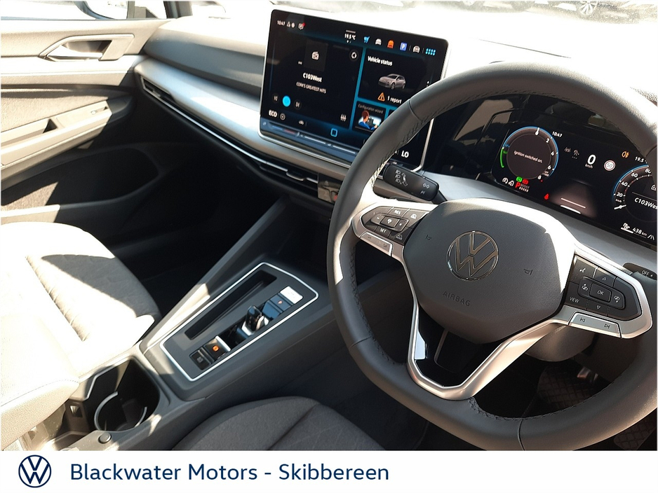 Volkswagen Golf 1.5 TSI 150HP EDITION 75 PHEV — thumbnail 16