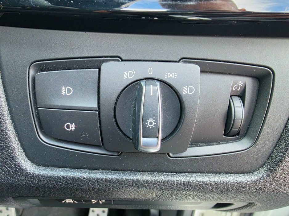 2013 BMW 3 Series 2L Diesel For Sale Images