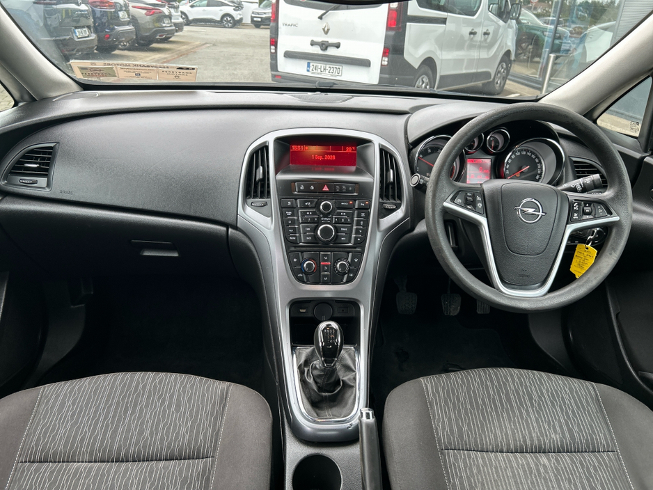 2017 Opel Astra 1.6L Diesel For Sale Images